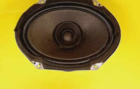 Mazda 5 Front door speaker C23566960
