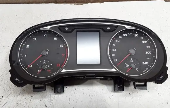 Audi A1 Speedometer (instrument cluster) 8X0920930