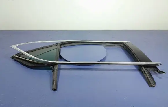 Skoda Octavia 985 Rear side window