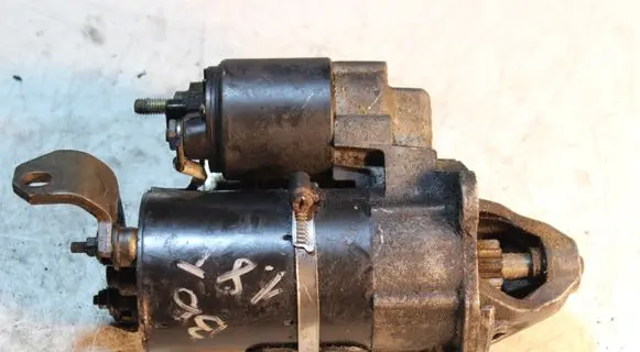 Audi A4 S4 B6 8E 8H Starter motor B911023