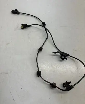 Toyota RAV 4 (XA50) Rear ABS sensor wiring 
