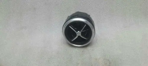 Mercedes-Benz A W176 Dash center air vent grill A1768300754