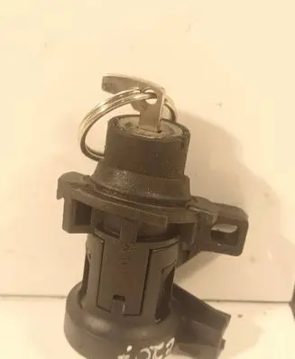 Mercedes-Benz E C207 W207 Tailgate exterior lock A2047500061