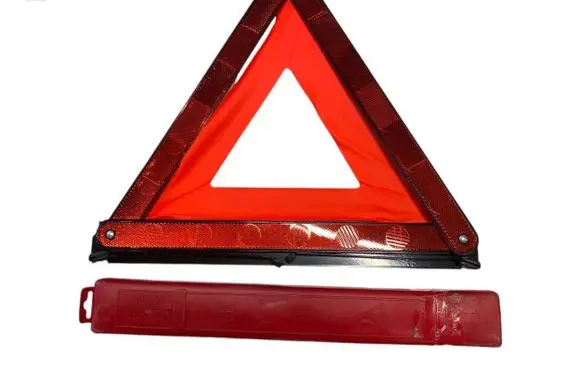 Volkswagen PASSAT B6 Emergency warning sign 27R032738