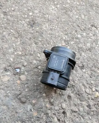 Volkswagen Golf Plus Mass air flow meter 03L906461 5WK97023 0024037