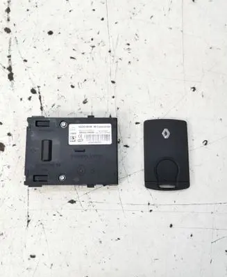 Renault Laguna III Ignition key card reader 285909828R A2C53185186 35004321110084