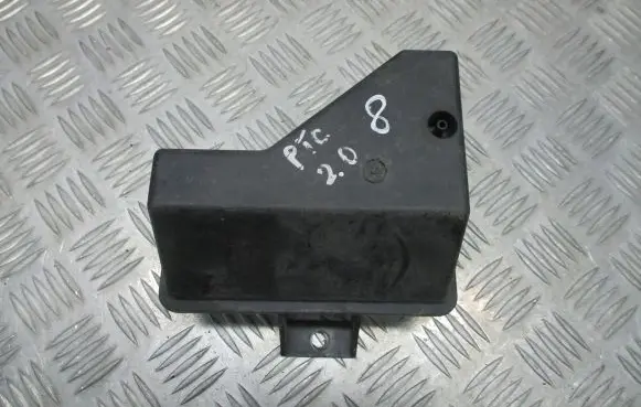 Chrysler PT Cruiser Intake resonator 