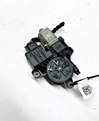 Volkswagen Polo VI Front door window regulator motor 2Q2959406B 2000050685