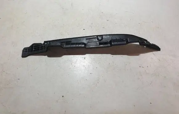 Hyundai Kona I Fender end trim 84142J9000
