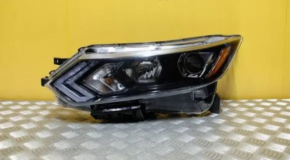 Nissan Qashqai J12 Headlight/headlamp NISSAN-QASHQAI 2210