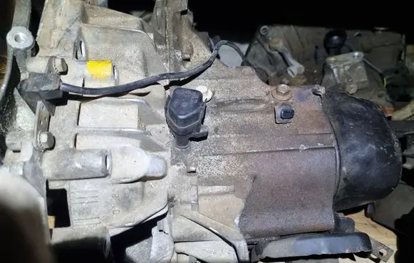 Renault 19 Manual 5 speed gearbox JH3165