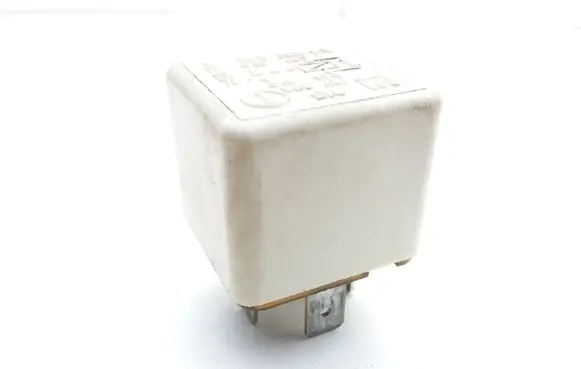 Saab 9-3 Ver2 Hazard warning light relay 24438885