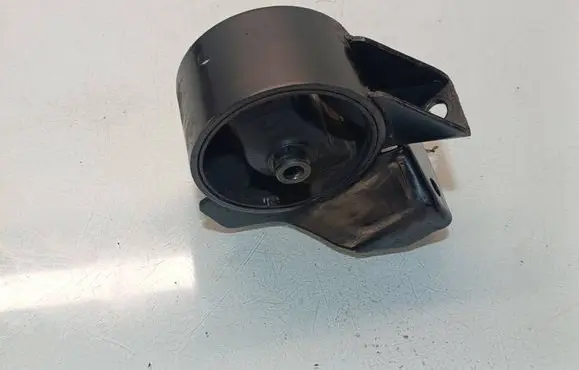 Hyundai Tucson JM Engine mount bracket 219313K000