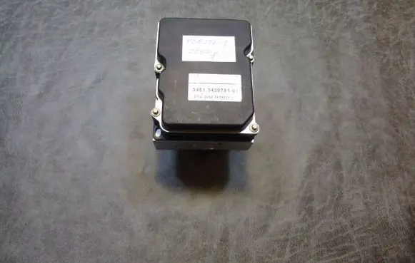 BMW X3 E83 ABS Pump 3439781