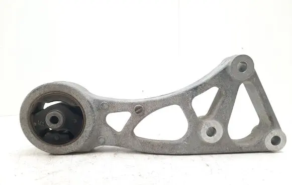 Peugeot iOn Engine mounting bracket