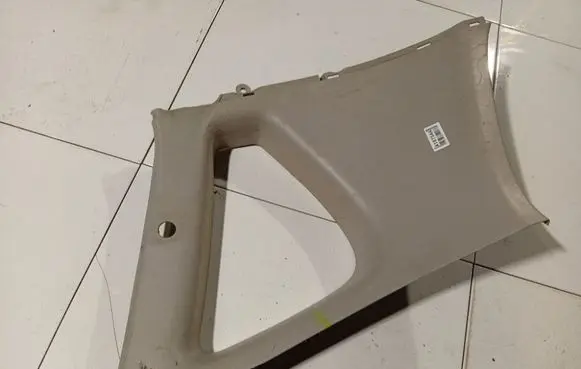 Toyota Corolla Verso E121 (D) pillar trim (bottom) 6247213110