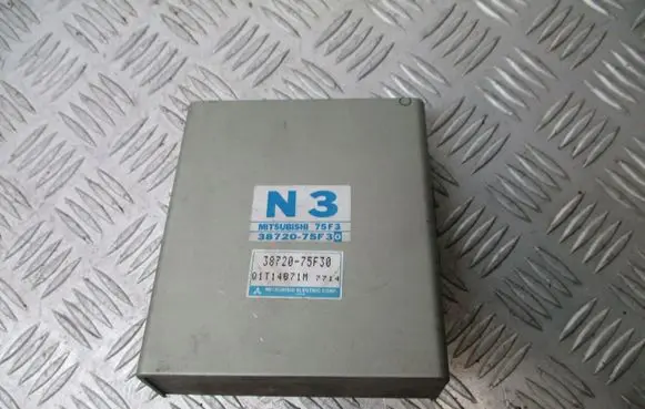 Suzuki Wagon R+ Engine control unit/module ECU 38720-75F30