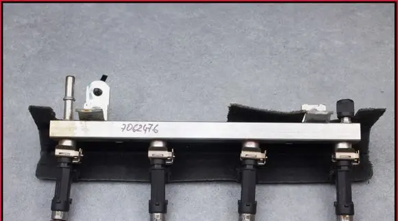 Opel Meriva A Fuel injectors set 0280158501 0280151208