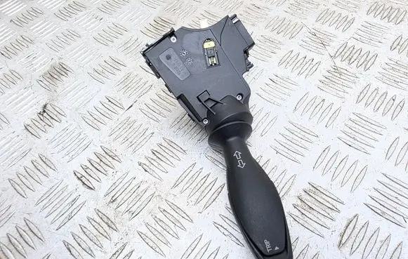 Ford B-MAX Indicator stalk 8A6T13335BC