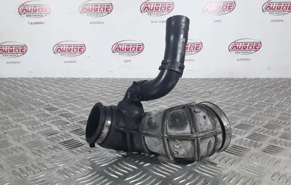 Opel Zafira A Air intake duct part 90530768