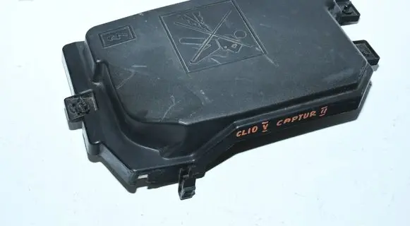 Renault Clio V Battery box tray cover/lid 284B87246R-C