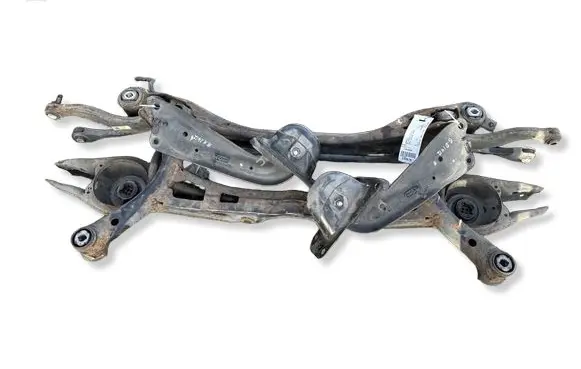 Volkswagen PASSAT B8 Rear subframe 