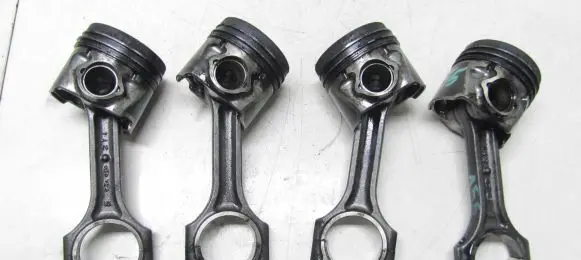 Hyundai ix20 Piston with connecting rod