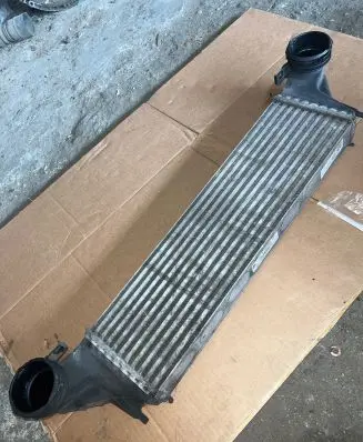 BMW X5 E53 Intercooler radiator 7791231
