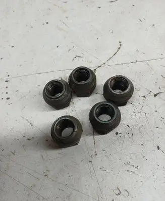 Nuts/bolts
