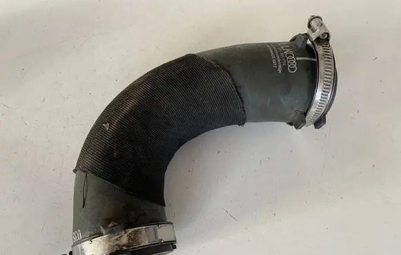 Audi Q5 SQ5 Intercooler hose/pipe 8R0145979E