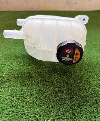 Hyundai Ioniq 5 Coolant expansion tank/reservoir 25430GI000