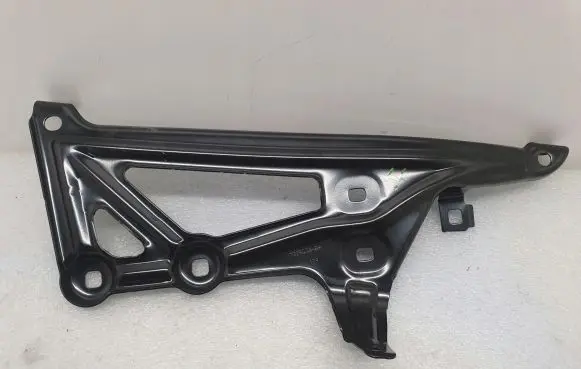 BMW X1 F48 F49 Fender mounting bracket