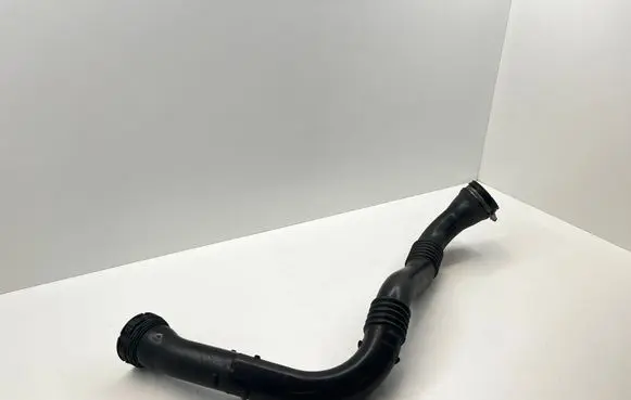 Opel Insignia A Intercooler hose/pipe 