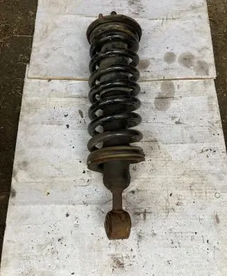 Nissan Navara D40 Front shock absorber/damper