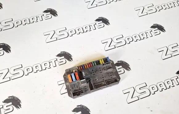 Land Rover Range Rover L322 Fuse module YQE500370 070130022200 518879002