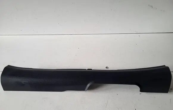 Hyundai Kona I Front sill trim cover 85880K4000