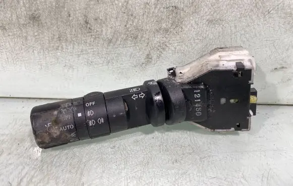 Nissan Qashqai Indicator stalk 14425