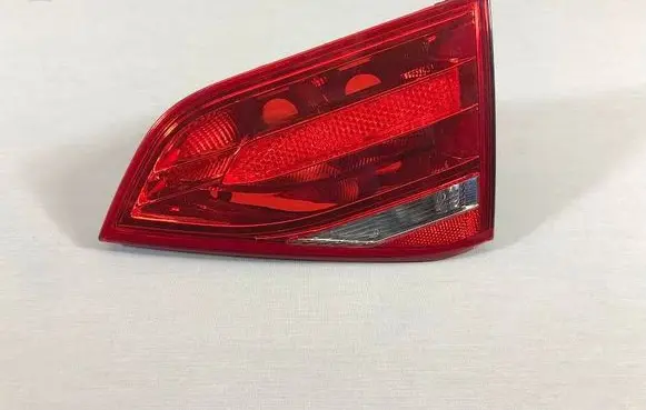 Audi A4 S4 B8 8K Tailgate rear/tail lights 8K5945094D