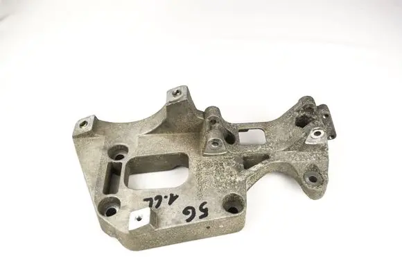 Volkswagen Golf V Engine mounting bracket 06f903143f