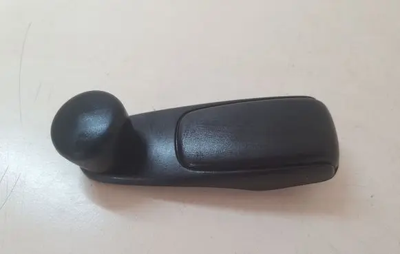 Peugeot 308 Rear door window winding handle 9653797777