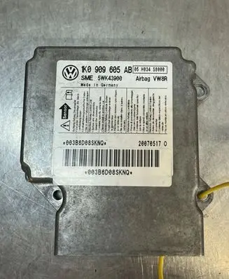 Volkswagen Golf V Airbag control unit/module DOVOLKSWAGENGOLFV5