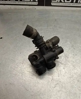 Mercedes-Benz E W211 Coolant heater control valve A2118320684