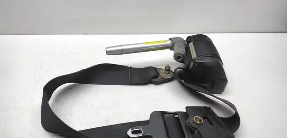 Mercedes-Benz C W202 Front seatbelt 2028606485