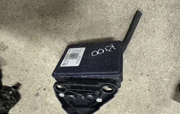 Skoda Enyaq iV ABS Pump 1EA614517BC 1EA614517