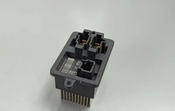 Peugeot 5008 II Heater blower motor/fan resistor