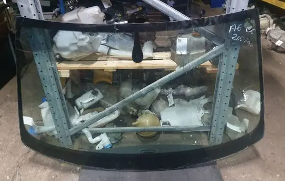Audi A6 S6 C5 4B Front windscreen/windshield window