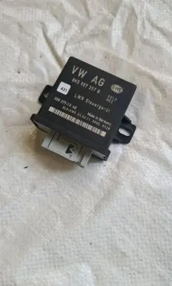 Audi A4 S4 B8 8K Light module LCM 8K5907357B