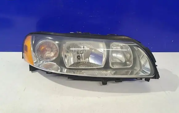 Volvo S60 Headlight/headlamp 30698832