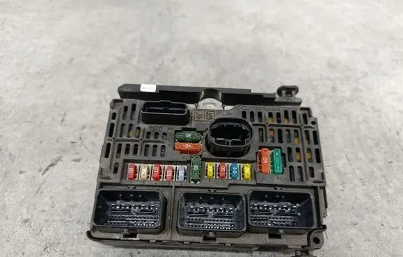 Peugeot 407 BSM Control unit 