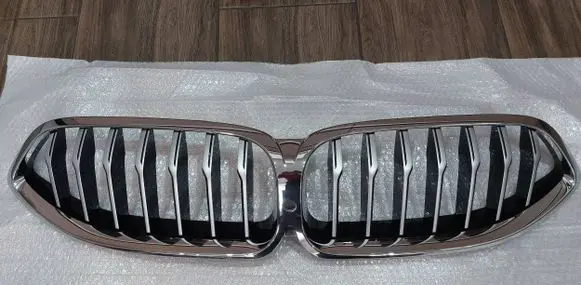 BMW 8 G14 Front bumper upper radiator grill 7449420 7449424 7449421